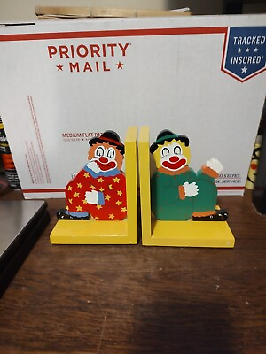 #ad Vintage Yellow Red Circus Clown Bookends Hand Painted Wooden Childs Shelf Decor $19.99