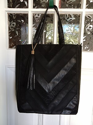 #ad Imoshion Women#x27;s Bag in bag Tote Black Gold Accents Pebble Faux Leather Open $18.99