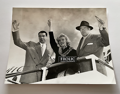 #ad MARILYN MONROE 1954 Jan 29 Original Photo Joe DiMaggio Flying To Japan RARE C $750.00