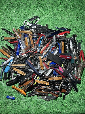 #ad Tsa Confiscated Pocket Knives multitools Lot $40.00