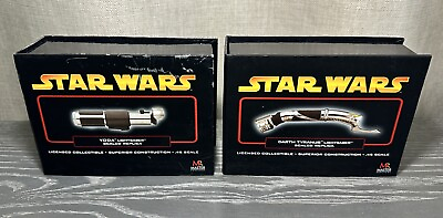 #ad Master Replicas Star Wars SW 320 SW 317 DARTH Tyranus Yoda .45 Scale LIGHTSABER $89.99