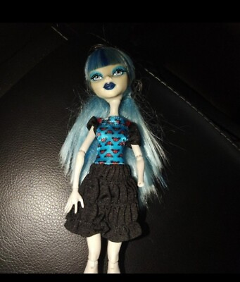 #ad Monster High Freaky Fusion Inspired ghoulia yelps doll missing 1 arm $25.00