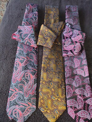 #ad Lot Of 3 Ties With Pocket Square U Branded Polyester $19.99
