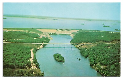 #ad Vintage Hartwell Dam and Reservoir Hartwell GA Postcard Unposted Chrome $4.65