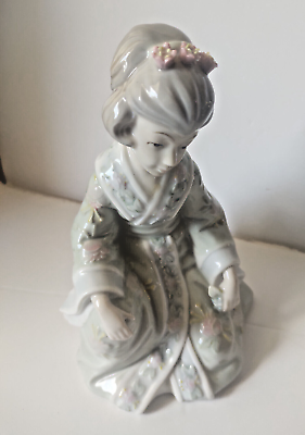 #ad Vintage Porcelain Hand Painted Japanese Girl Geisha Figurine 8quot; C $34.00