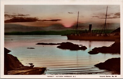Victoria BC Sunset Harbour Ship Victoria Series #96 Unused RPPC Postcard H27 C $17.99