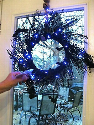 #ad NWT HALLOWEEN PURPLE LED LIGHTS BAT WREATH 22quot; ACROSS BATTERY OPERATED $63.99