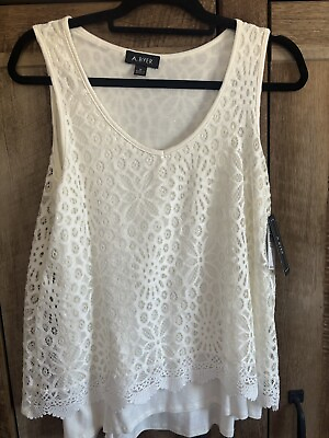 #ad Sleeveless Lace Cream Top Lined Size M NWT $19.99