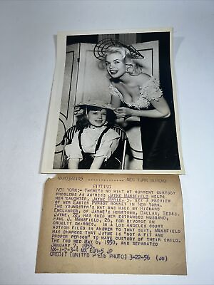 #ad Jayne Mansfield With Daughter In New York Vintage Press Photo 1955 $93.75