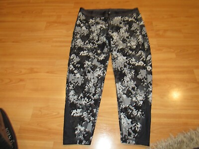 #ad $35 NWT New UNDER ARMOUR Girls XL Cropped Fitted Camo Pants Athletic Black Gray $16.99