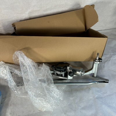 #ad 2018 2023 Land Rover Discovery Front Windshield Wiper Motor LR161376 NEW OEM $321.75