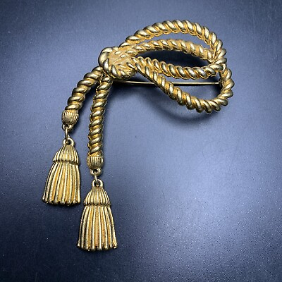 #ad Avon Tassel Rope Brooch Pin Chunky Gold Tone Classic Designer Bold Knot Vintage $16.96