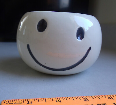 #ad Haeger Pottery #370 Smiley Happy Face Planter White Black amp; White Vintage 5quot; $18.50