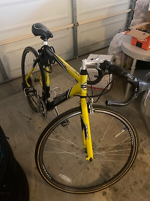#ad GMC Denali 700c wheels 21 speed 22.5” frame road bike bicycle $180.00