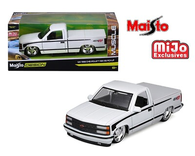 #ad Maisto 1:24 1993 Chevrolet 454 SS Pickup Custom – White – Maisto PRE ORDER $44.99