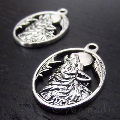 #ad Howling Wolf 28mm Wholesale Antiqued Silver Plated Charms C8147 5 10 Or 20PCs $2.50