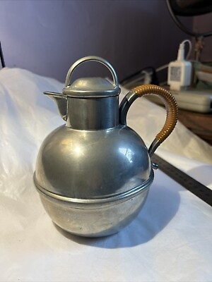 #ad Vintage Queen Art Pewter Brooklyn N.Y.Tea Pot Circa 1930#x27;s Hand Made 6.5x6.5x4.5 $7.00