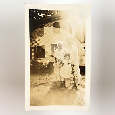 #ad Raymond New Hampshire Family Photo 1930s Generational Women Light Leak Art C2885 $29.95