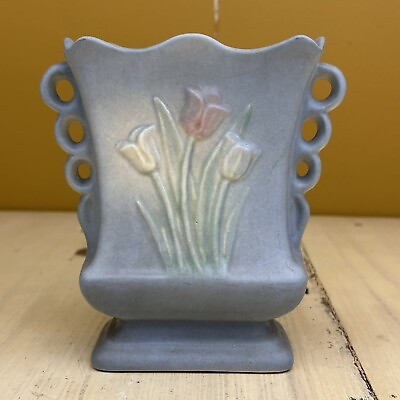 #ad HULL POTTERY Vtg 2 Handled Pastel Blue Tulip 6.5” Vase MUST SEE $30.01