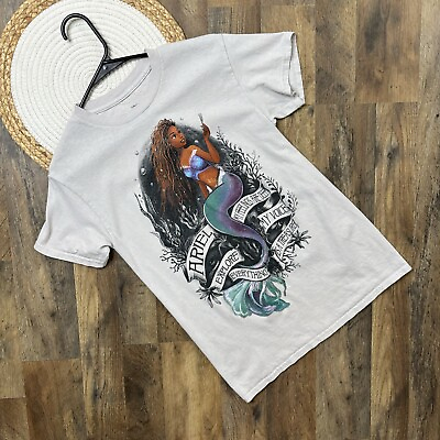 #ad Disney Ariel The Little Mermaid Graphic Tee Womens Small Short Sleeve T Shirt $12.86