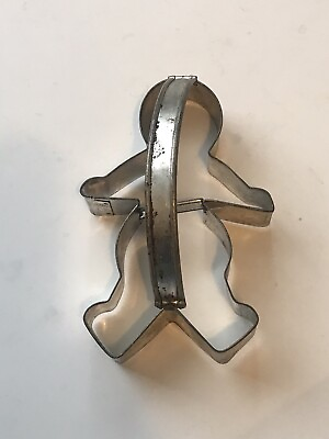 #ad VTG Gingerbread Man Shaped Metal Cookie Cutter With Handle Patina 5”x3.3” $5.00
