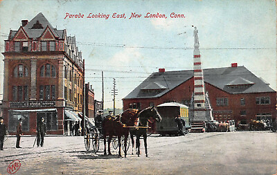 #ad Parade Looking East New London Connecticut Early Postcard Used in 1910 $12.00