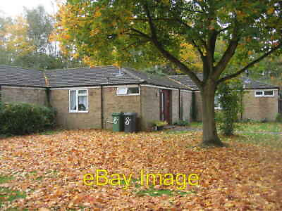 #ad Photo 6x4 Jefferson Road bungalows Basingstoke c2008 GBP 2.00
