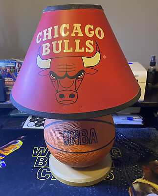 VTG NBA Chicago Bulls Spalding 7#x27;#x27; Basketball Lamp amp; 11#x27;#x27;DIA. Red Shade 6#x27;Cord $25.00