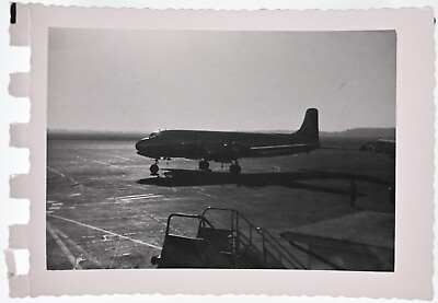 #ad VINTAGE Bamp;W SNAPSHOT CIRCA 1950s AMERICAN AIRLINES COMMERCIAL PASSENGER PLANE $9.99