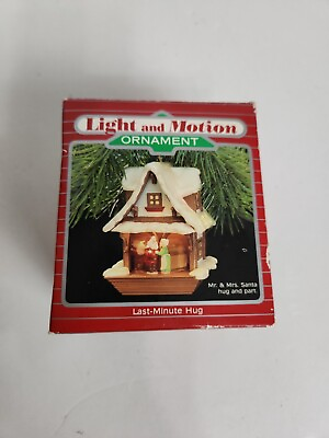 #ad 1988 Hallmark Ornament Last Minute Hug Light and Motion ORNAMENT Works Great $20.00