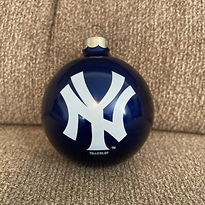#ad Topperscot New York Yankees Logo Sports Collector Series Glass Ornament $3.99