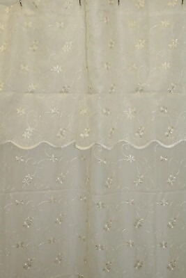 #ad VINTAGE NEW Daisy Sheer Scalloped Embroidered Fabric Shower Curtain Daisies $24.99