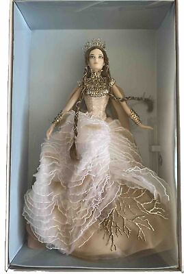 #ad Lady Of The White Woods NRFB With Shipper Faraway Forest Collection CGK94 $285.00