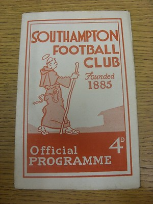#ad 26 12 1959 Southampton v Newport County creased rusty staple . Thanks for vie GBP 3.99