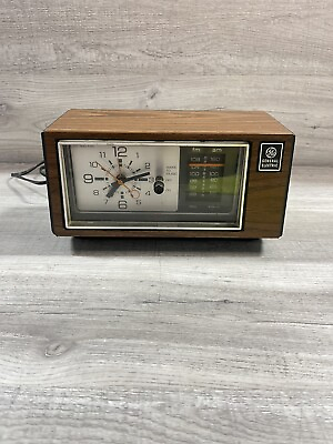 #ad General Electric GE Alarm Clock AM FM Radio Vintage Wood Grain Model 7 4550C $29.99