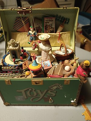 #ad VINTAGE ENESCO 1986 MUSIC BOX quot;TOY SYMPHONYTREASURE CHEST OF TOYS complete works $99.99