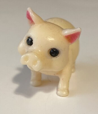#ad Vintage Pink Pig Plastic Figure Farm Barn Zoo Piggy Unbranded 2” L $5.05