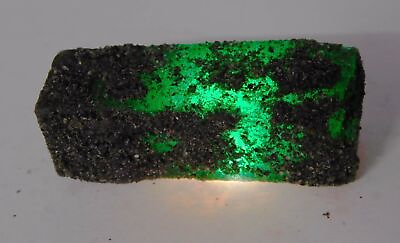 #ad 94 Ct Natural Green Emerald Uncut Earth mined Rare Colombian Rough Gemstone $8.40