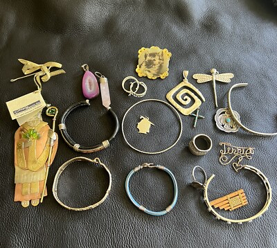 #ad Lot Of Vintage Jewelry $70.00
