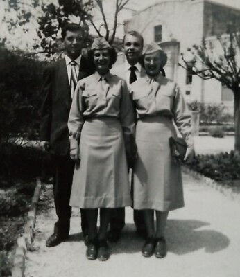 #ad Korean War Uniformed USAF Females With Men In Suits Outside Alamo 1951 PHOTO $7.95