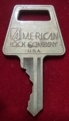#ad Vintage Key American Lock Company PadLock Mailbox Cabinet Desk Appx 1 15 16” $8.99