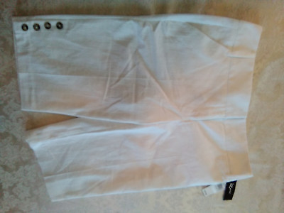 #ad NEW IZ Byer White Dessy Shorts Womens Junior 7 Button Embellished $10.20