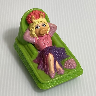 #ad Vtg Miss Piggy Jim Henson Muppets In Lounge Chair Grapevine Tub Toy $12.09