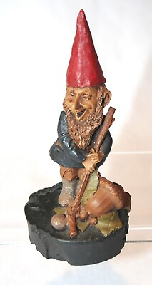#ad quot;Puckquot; The Gnome by Thomas Clark #1141 Retired 1994 Highly Collectable Figurine $13.88
