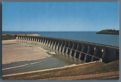 #ad Postcard Garrison Dam Spillway Riverdale North Dakota Missouri Lake Sakakawea $2.69