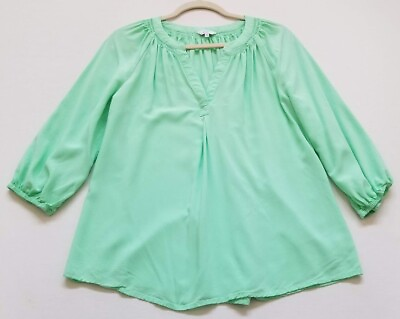 #ad Crown amp; Ivy Blouse Women’s Medium M Green ¾ Sleeve Split Neck Pullover Rayon Top $13.59
