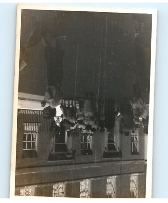 #ad Vintage Photo 1953 10 Downing Street w Tourists JNHC 3.25x2.25 $9.70