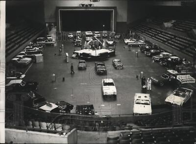 #ad 1967 Press Photo Coliseum interior being readied for Spokane Auto Sports Show $19.99