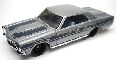 #ad HOT WHEELS 1965 PONTIAC GTO SILVER 1:64 DIECAST 3 1 8quot; CAR WITH GRAY STRIPES $10.99