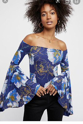 #ad FREE PEOPLE $78 WE THE FREE NAVY FLORAL BELL SLEEVE BIRDS OF PARADISE TOP SZ S $48.76